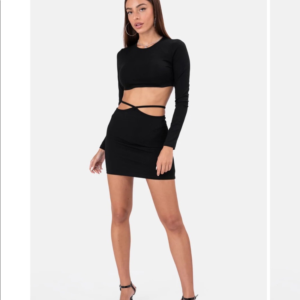 Adika black skirt